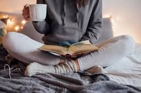 Чем полезно чтение книг: тренирует мозг, снимает стресс и помогает лучше  понять других людей