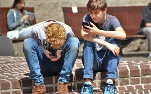 teenagers.jpg