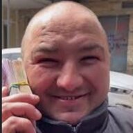Арнольд Хомс