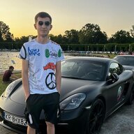 Назар Михайлів