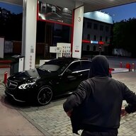 Данило Повер