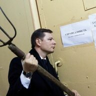 Андрій Бенов