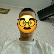 Максимиліан Капелюх