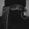 Янчик Стоун.